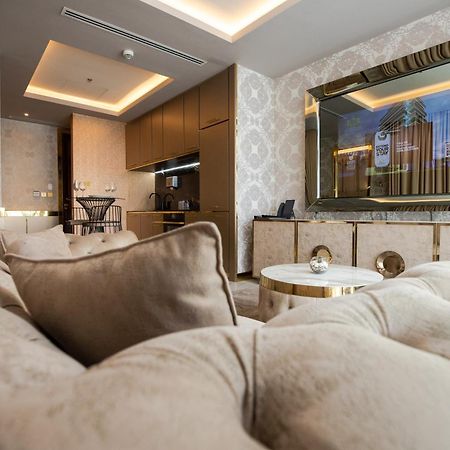 Number One Oxford Street Hotel & Suites 아크라 외부 사진