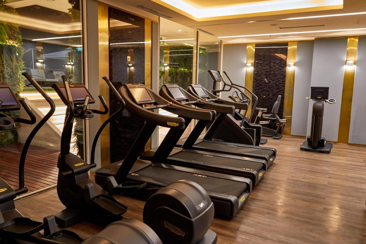 Number One Oxford Street Hotel & Suites 아크라 외부 사진